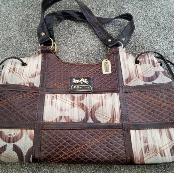 Coach purse - Picture 1 of 3